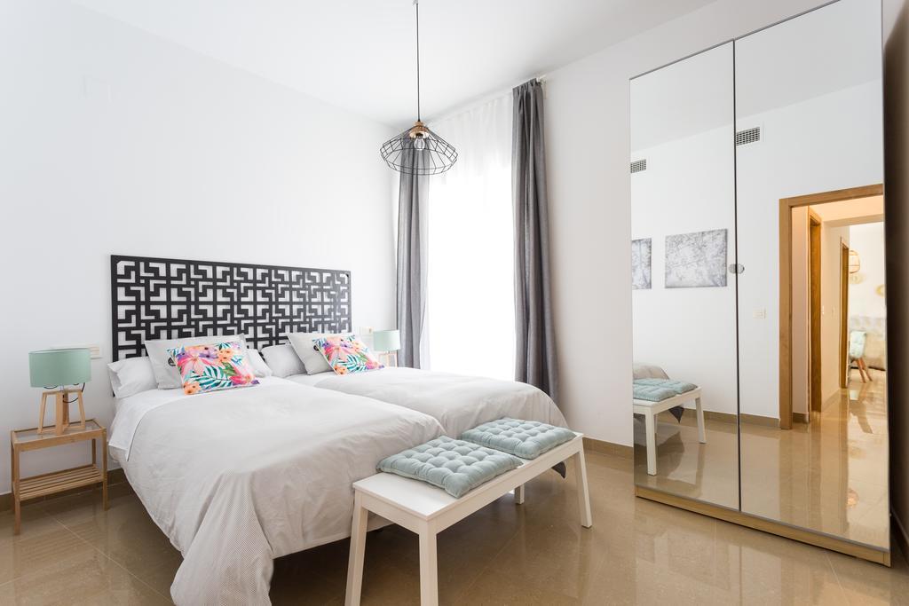 Apartamentos Alberto Lista 9 Sevilla Eksteriør billede