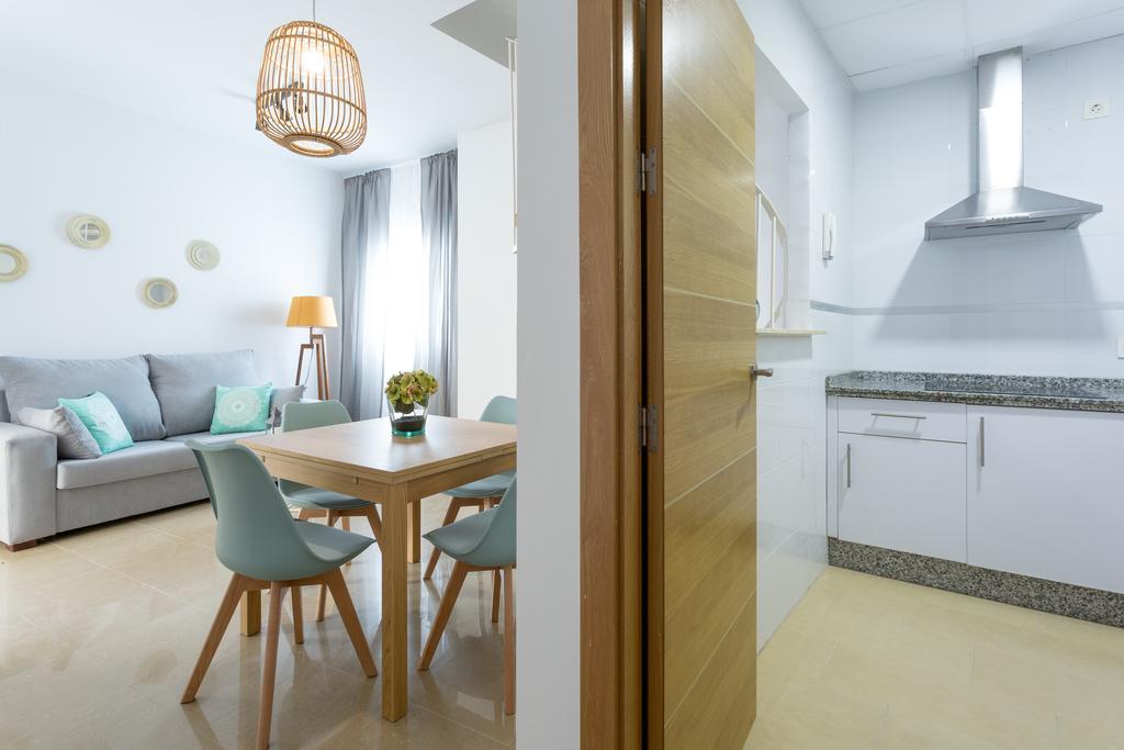 Apartamentos Alberto Lista 9 Sevilla Eksteriør billede