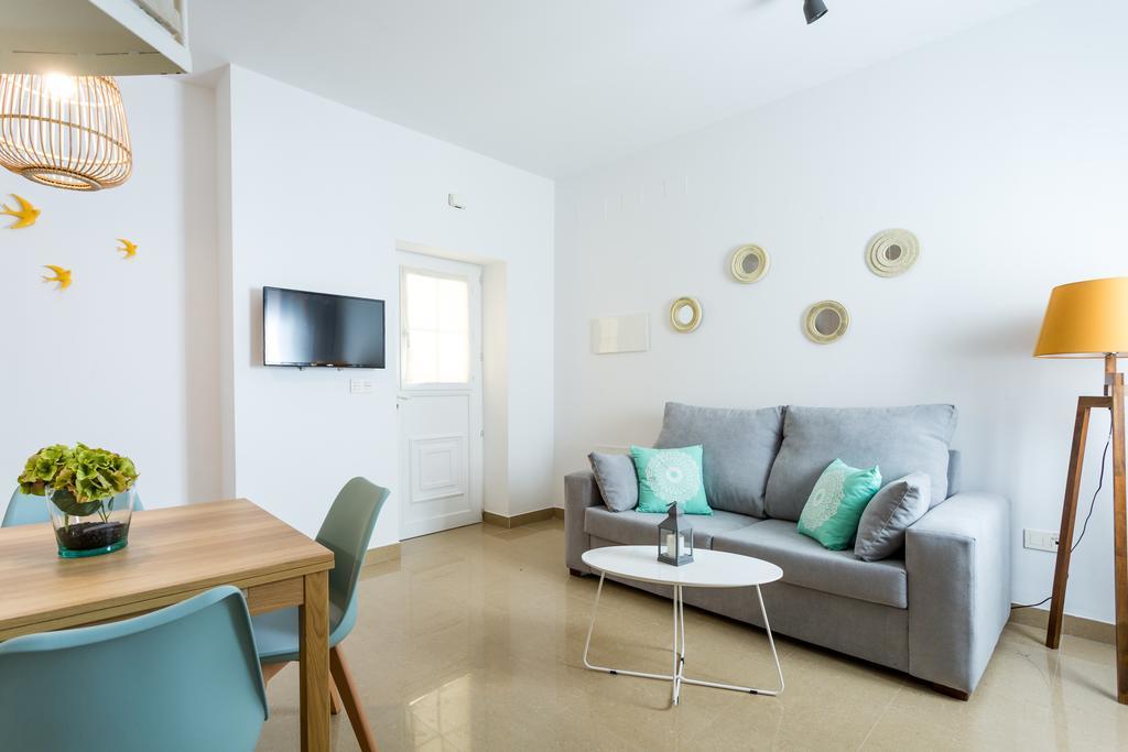 Apartamentos Alberto Lista 9 Sevilla Eksteriør billede