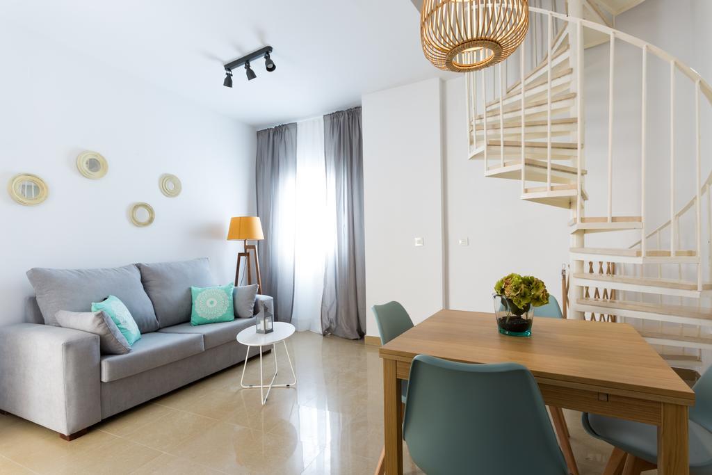 Apartamentos Alberto Lista 9 Sevilla Eksteriør billede