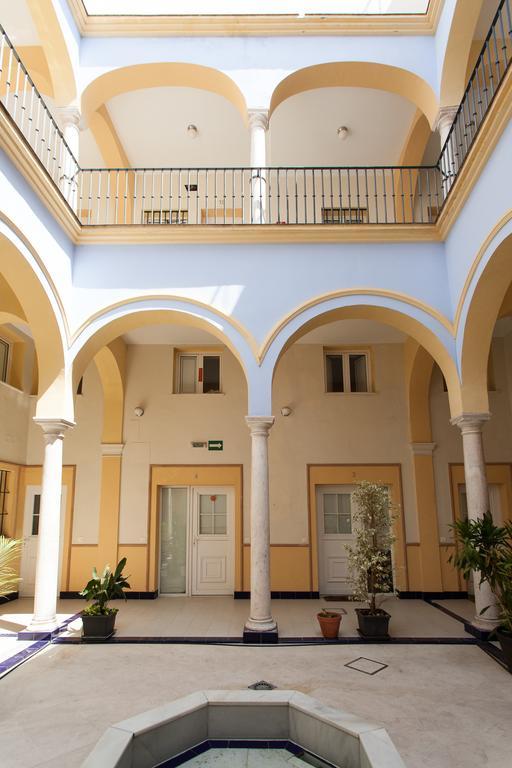 Apartamentos Alberto Lista 9 Sevilla Eksteriør billede
